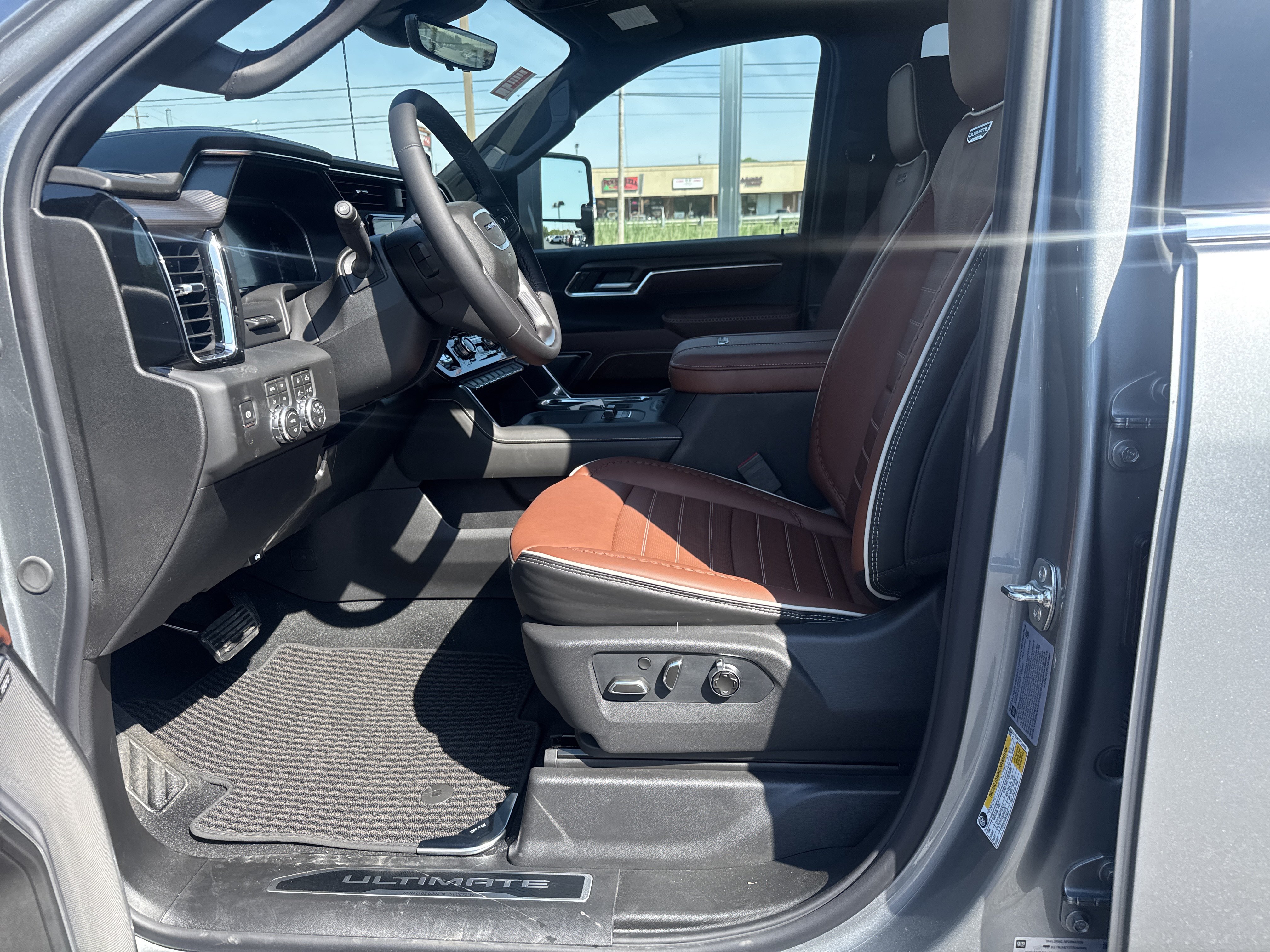 New 2026 GMC Sierra 2500 Denali Ultimate AWD/4WD image 12