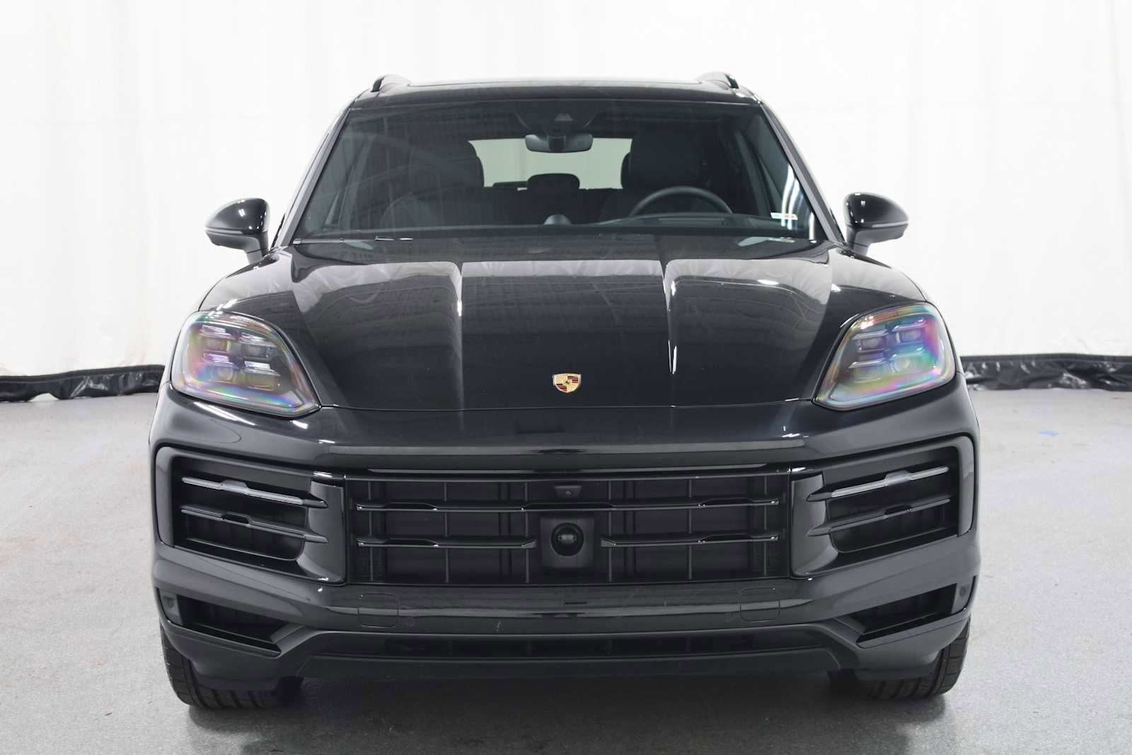 Certified 2025 Porsche Cayenne S image 14