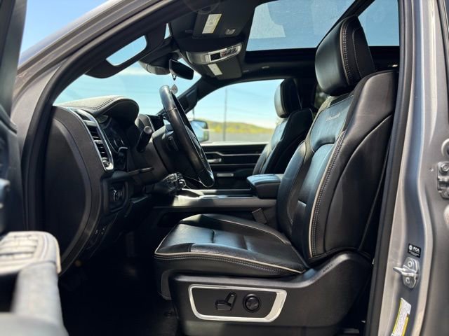Used 2022 RAM 1500 Laramie w/ Sport Appearance Package AWD/4WD image 15