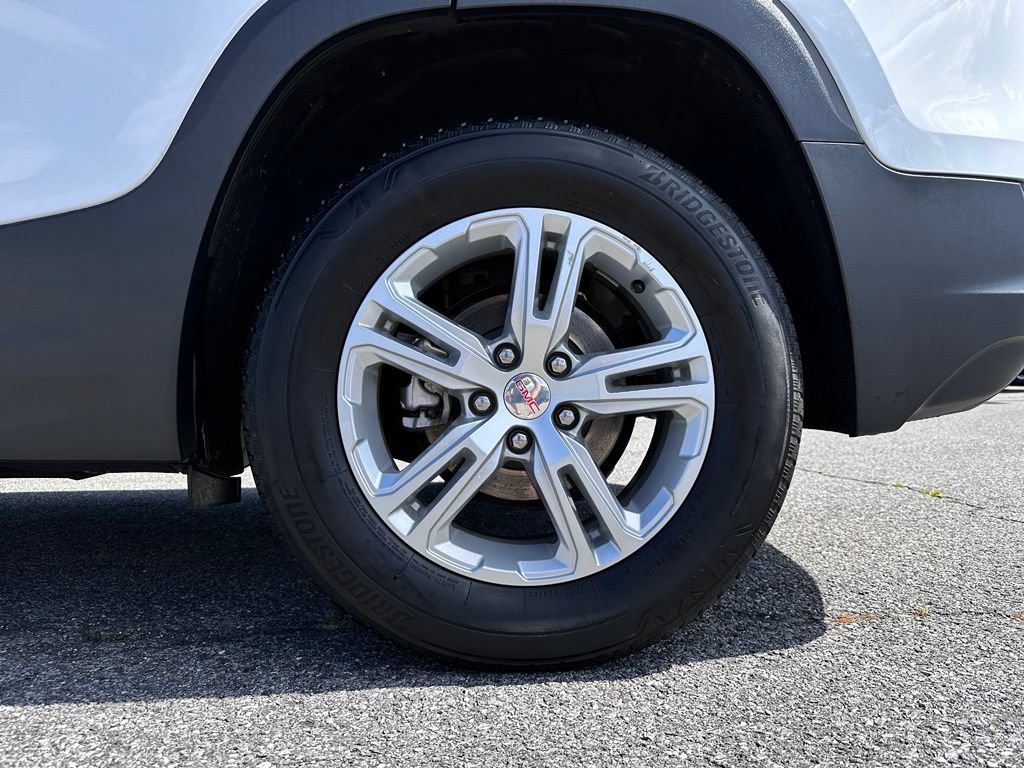 Used 2023 GMC Terrain SLE AWD/4WD image 43