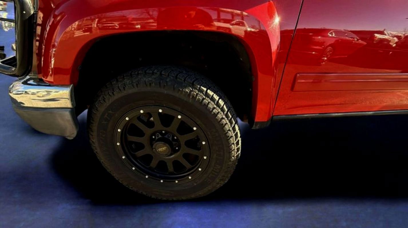 Used 2012 Chevrolet Colorado LT image 17