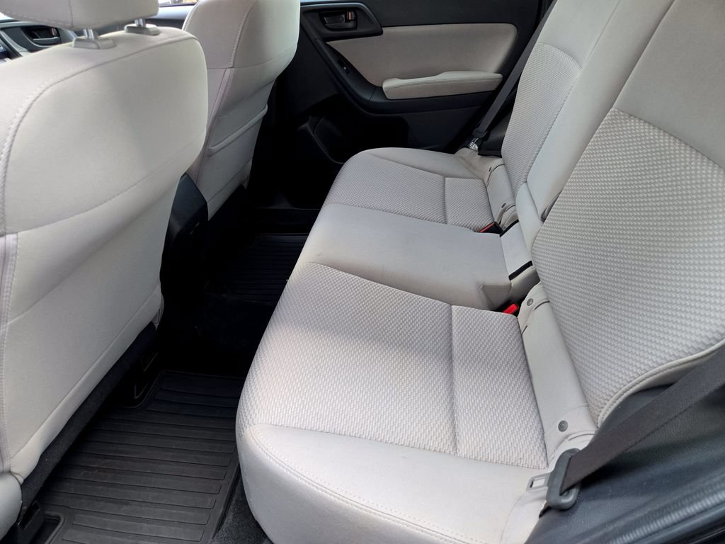 Used 2015 Subaru Forester 2.5i Premium w/ All-Weather Package AWD/4WD image 20