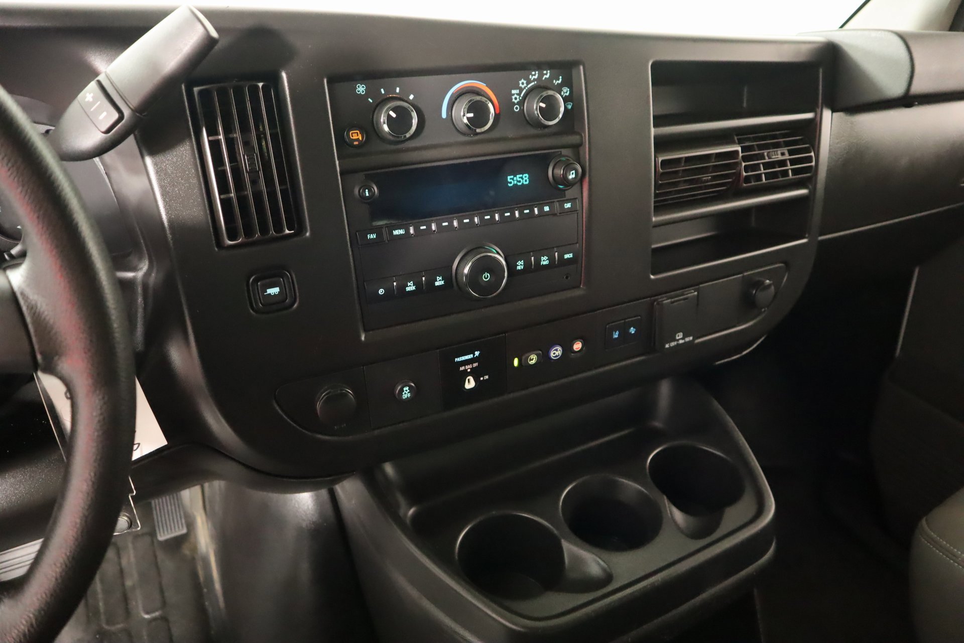 Used 2021 Chevrolet Express 2500 w/ Driver Convenience Package image 5