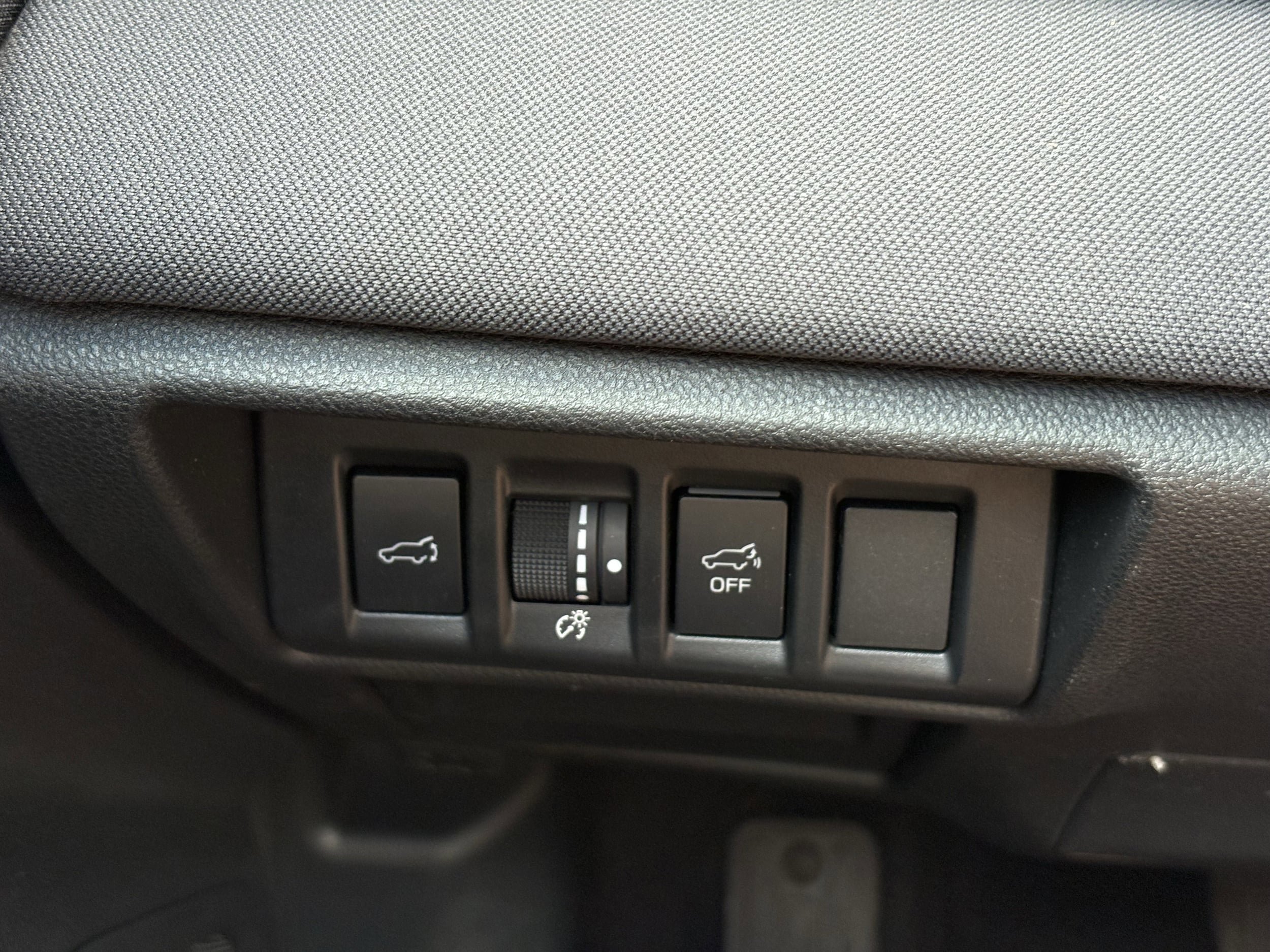 Used 2025 Subaru Outback Premium image 17