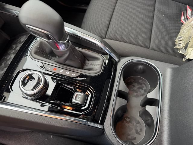 New 2026 GMC Canyon Elevation w/ Convenience Package AWD/4WD image 15