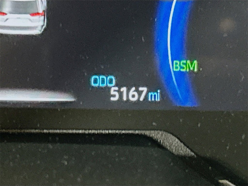 Used 2025 Toyota RAV4 XLE image 10