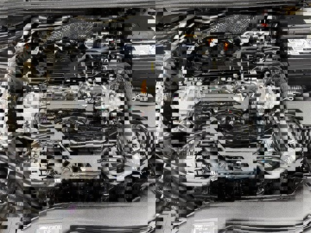 Used 2025 Toyota Corolla LE image 31