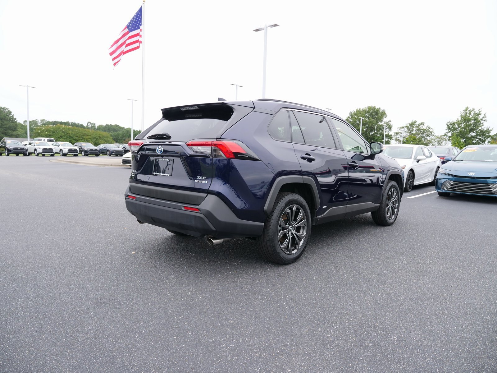 Used 2024 Toyota RAV4 XLE Premium image 4