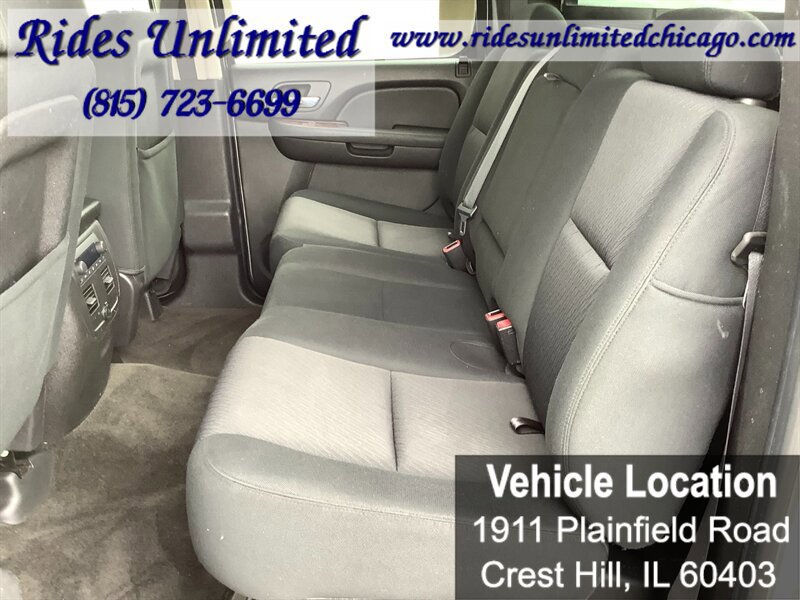 Used 2013 Chevrolet Avalanche LS RWD image 30