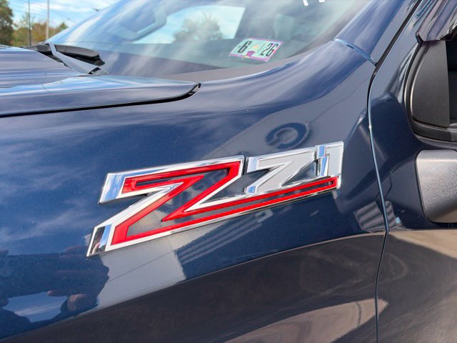 Used 2022 Chevrolet Silverado 1500 LT AWD/4WD image 7
