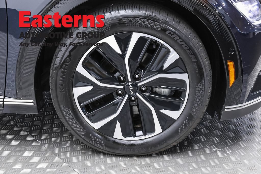 Used 2023 Kia EV6 Wind w/ Wind Technology Package AWD/4WD image 36