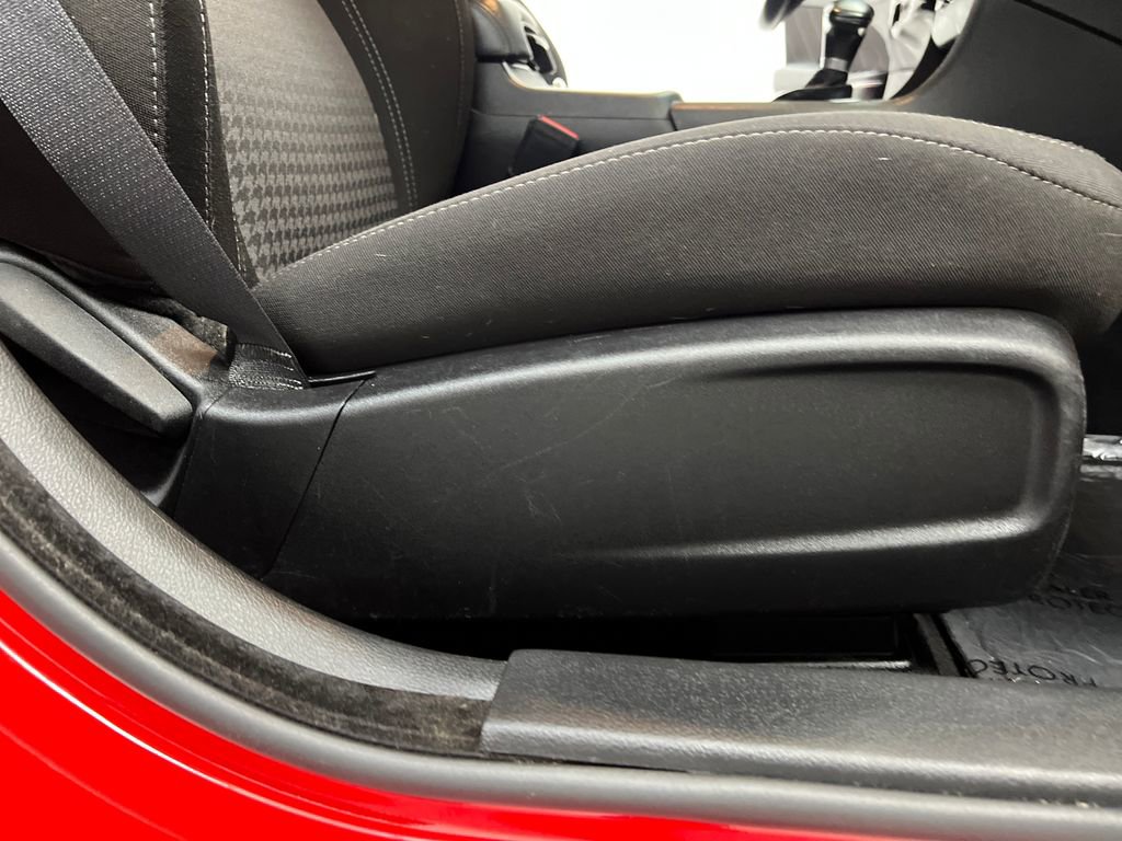 Used 2023 Dodge Charger SXT RWD image 21