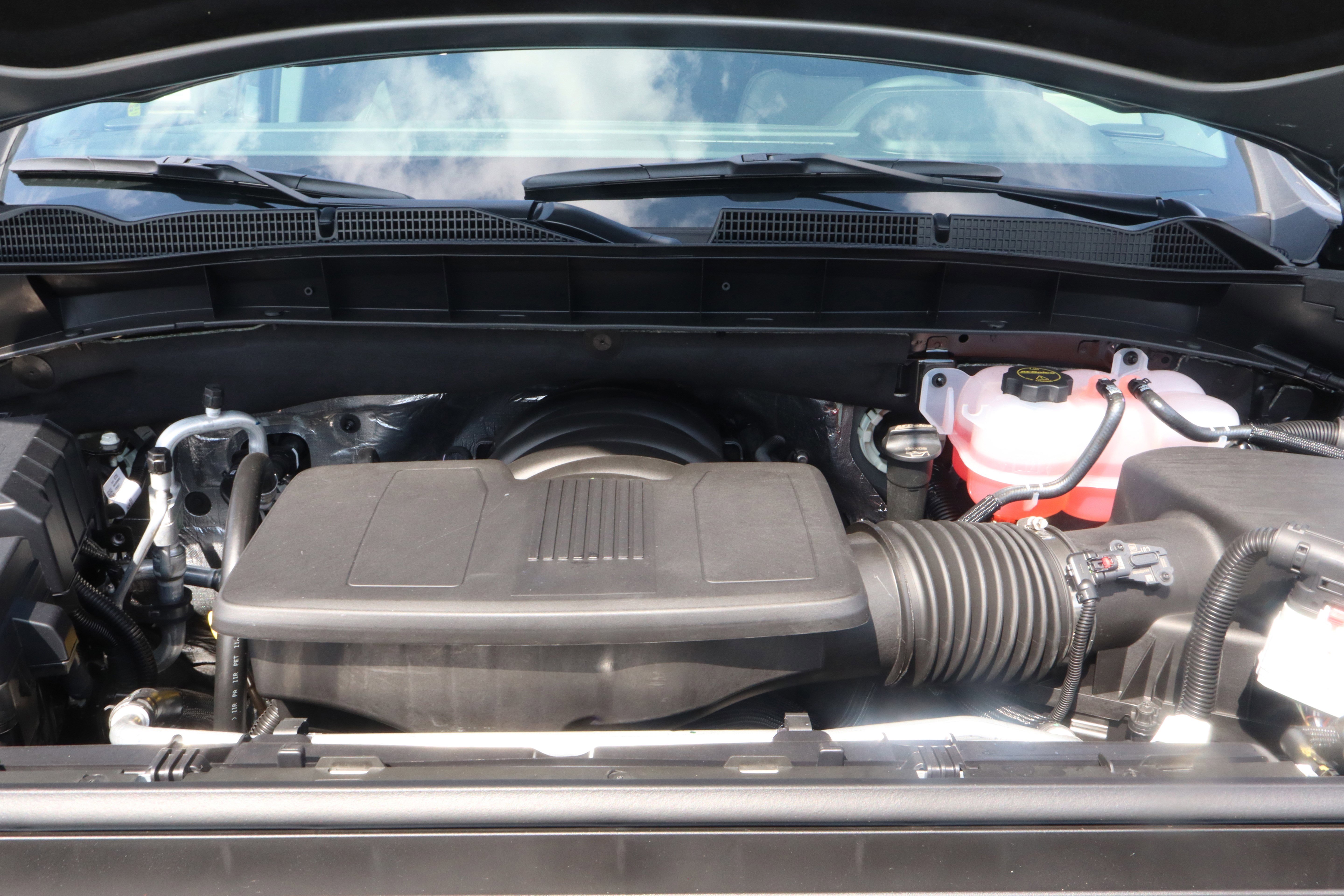 New 2026 GMC Sierra 1500 SLT w/ SLT Premium Plus Package image 18