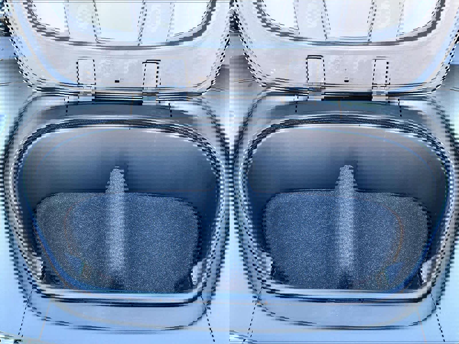 Used 2023 Volvo XC40 Recharge Ultimate w/ Protection Package Premier image 39