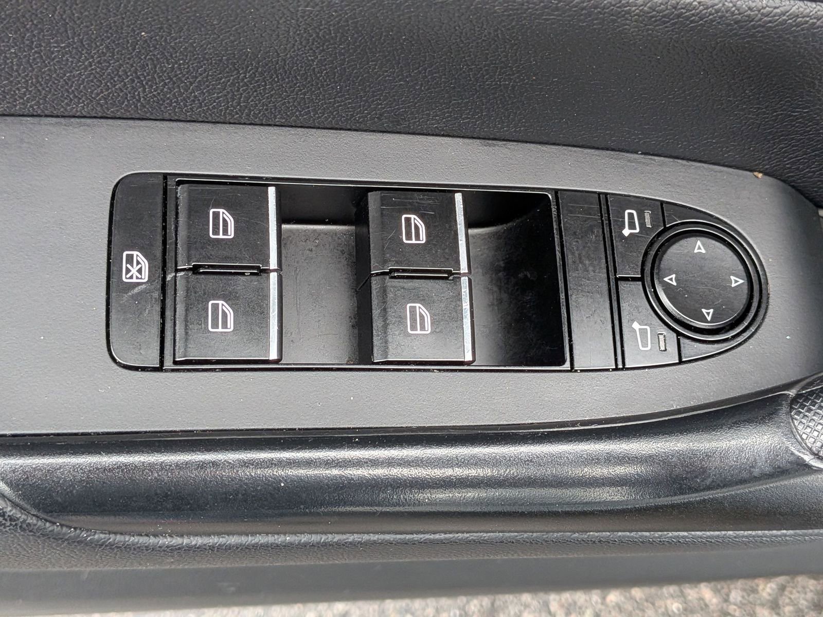 Used 2024 MAZDA CX-50 AWD 2.5 S w/ Cargo Package image 13