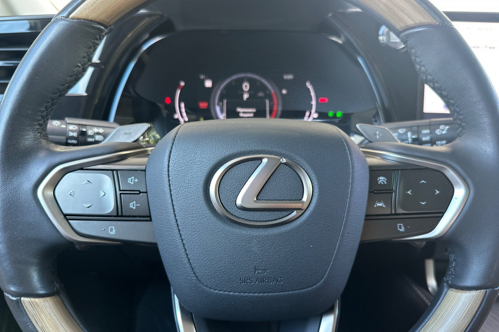 Certified 2023 Lexus RX 350 Premium Plus w/ Cold Area Package AWD/4WD image 28
