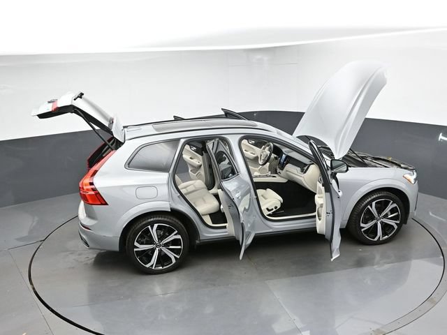 Used 2024 Volvo XC60 B5 Ultimate w/ Protection Package Premier AWD/4WD image 51