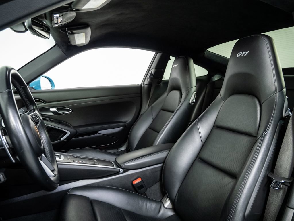 Used 2017 Porsche 911 Carrera image 5
