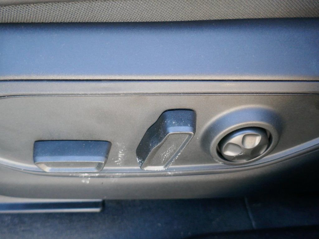 New 2026 Jeep Grand Cherokee Altitude image 14