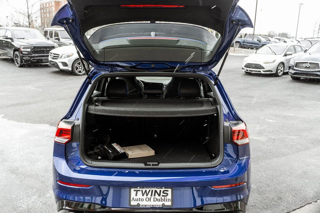 Used 2024 Volkswagen Golf R image 30