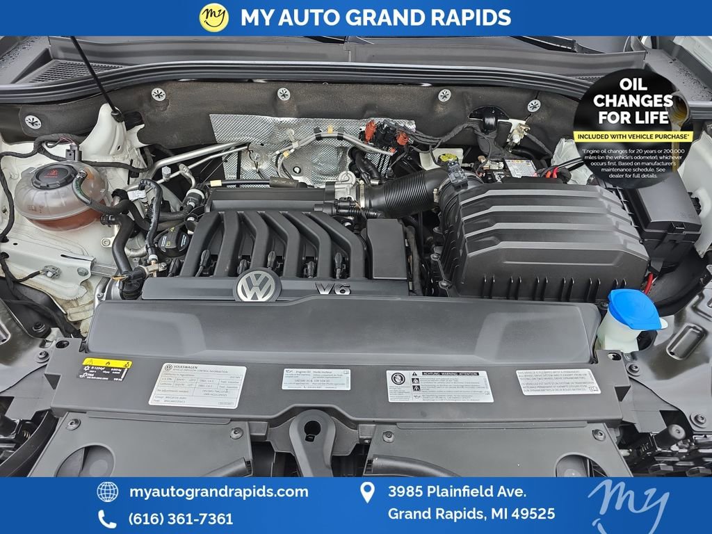 Used 2021 Volkswagen Atlas SEL Premium image 32