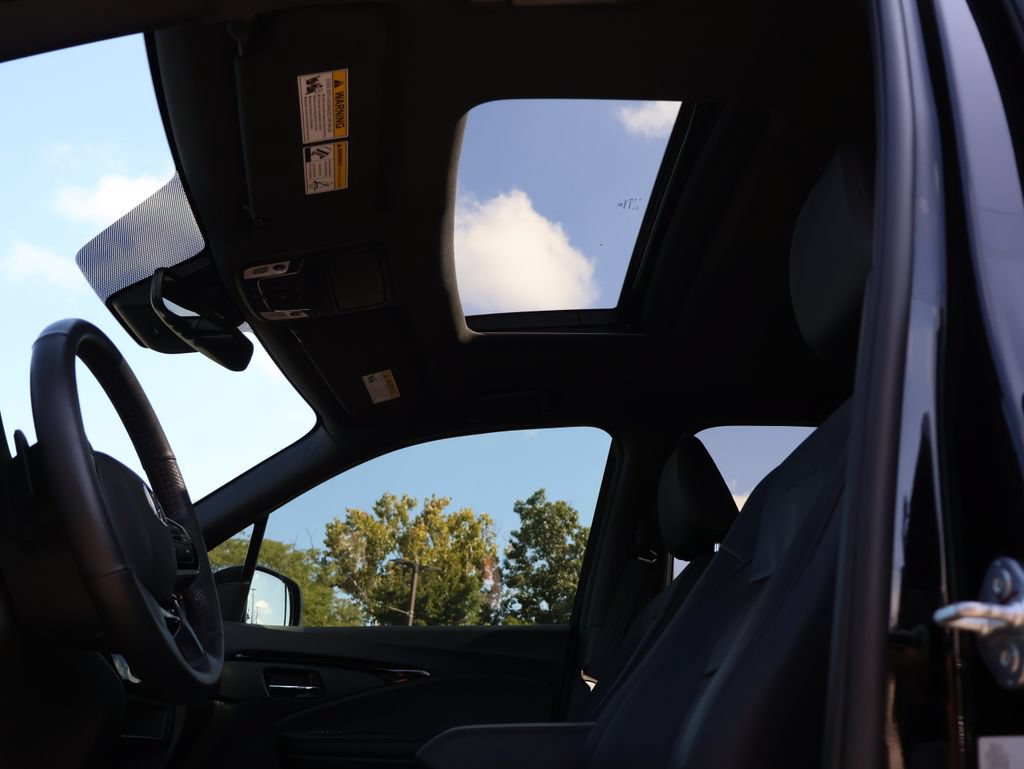 Certified 2025 Honda Ridgeline Black Edition image 33