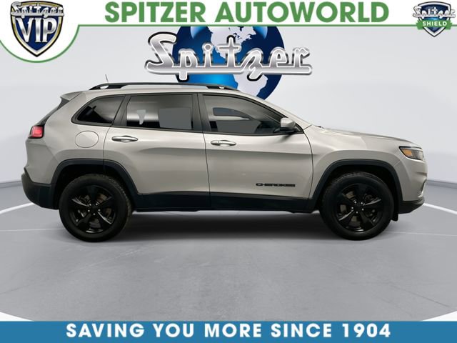 Used 2019 Jeep Cherokee Latitude Plus image 12