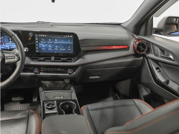 Used 2026 Chevrolet Equinox RS AWD/4WD image 11