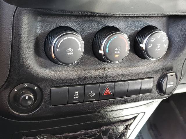 Used 2017 Jeep Wrangler Unlimited Sport w/ Quick Order Package 24S AWD/4WD image 23