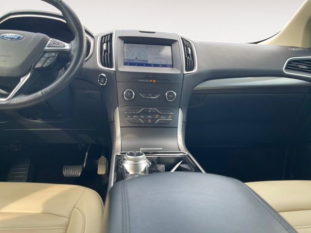 Used 2020 Ford Edge SEL w/ Cold Weather Package AWD/4WD image 11