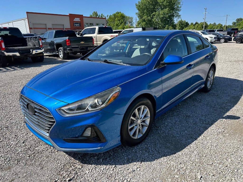 Used 2018 Hyundai Sonata SE w/ Cargo Package FWD image 5
