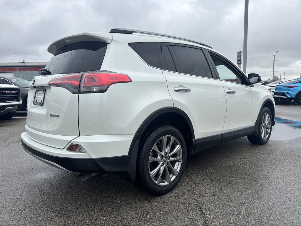Used 2018 Toyota RAV4 Limited image 8