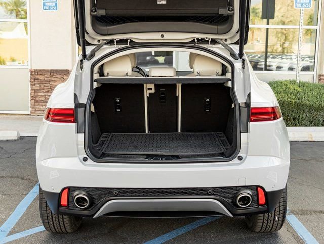 Used 2022 Jaguar E-PACE SE image 22