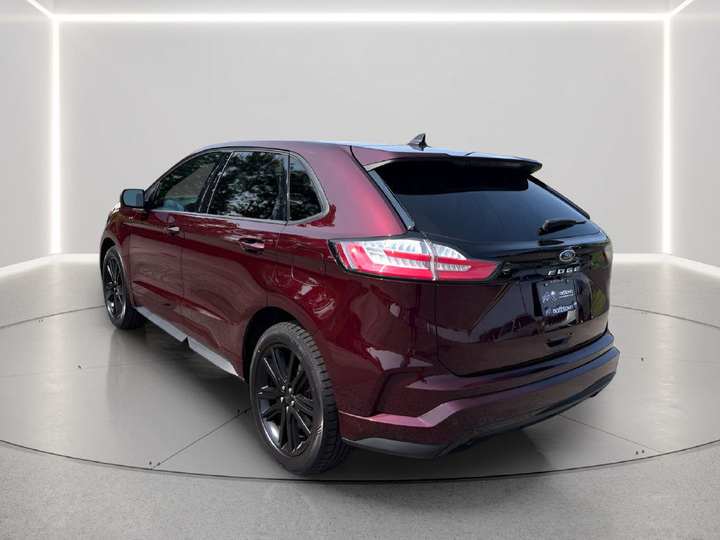 Used 2023 Ford Edge ST-Line AWD/4WD image 7