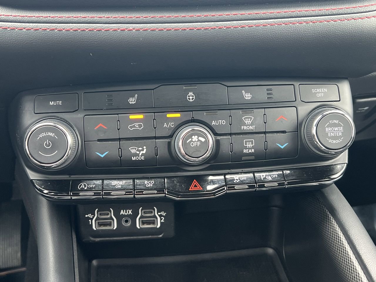 Used 2023 Dodge Durango GT image 5