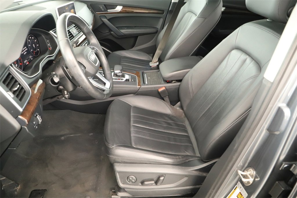 Used 2020 Audi Q5 2.0T Premium Plus w/ Premium Plus Package image 24