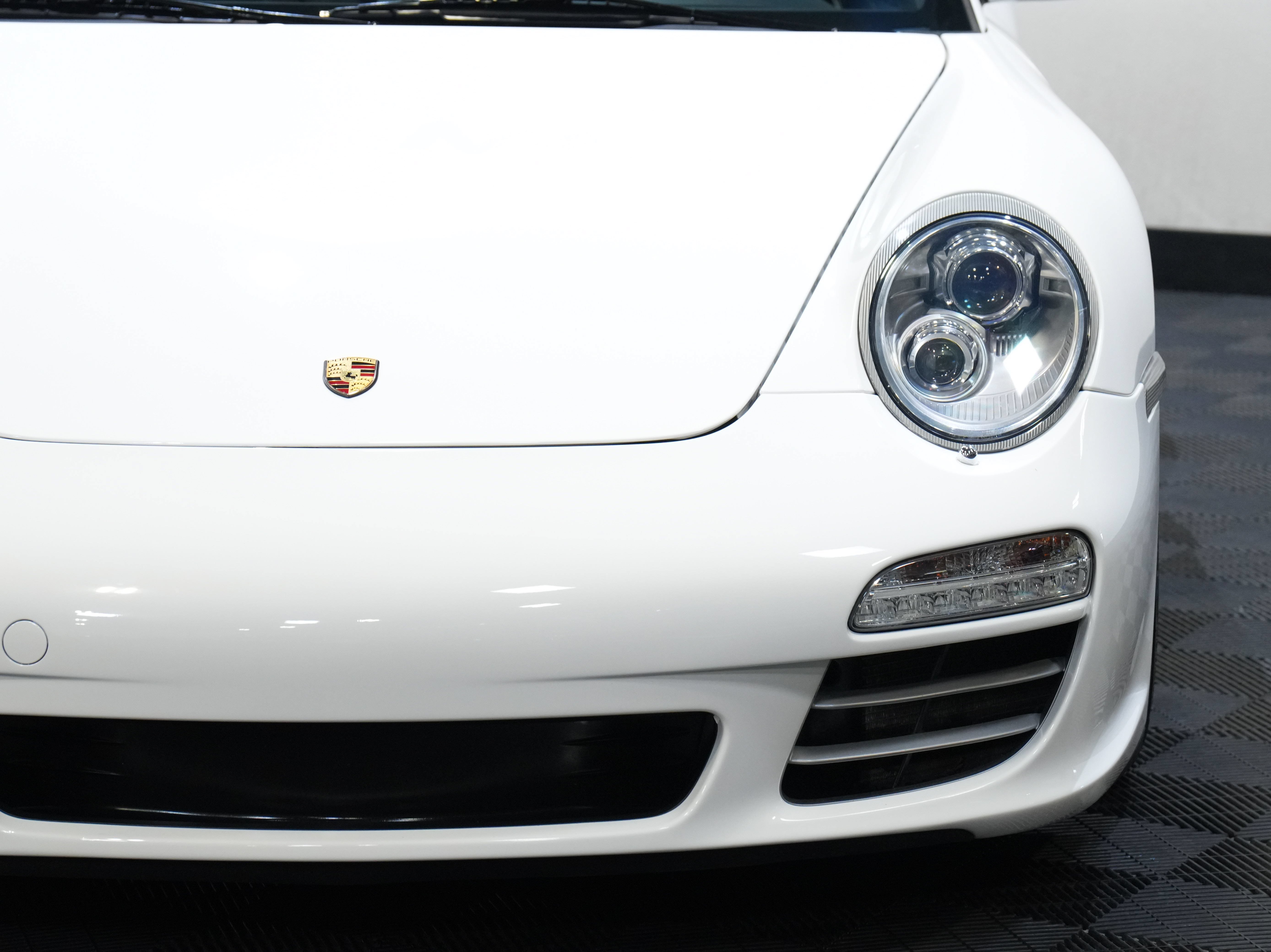 Used 2010 Porsche 911 Targa 4 AWD/4WD image 10
