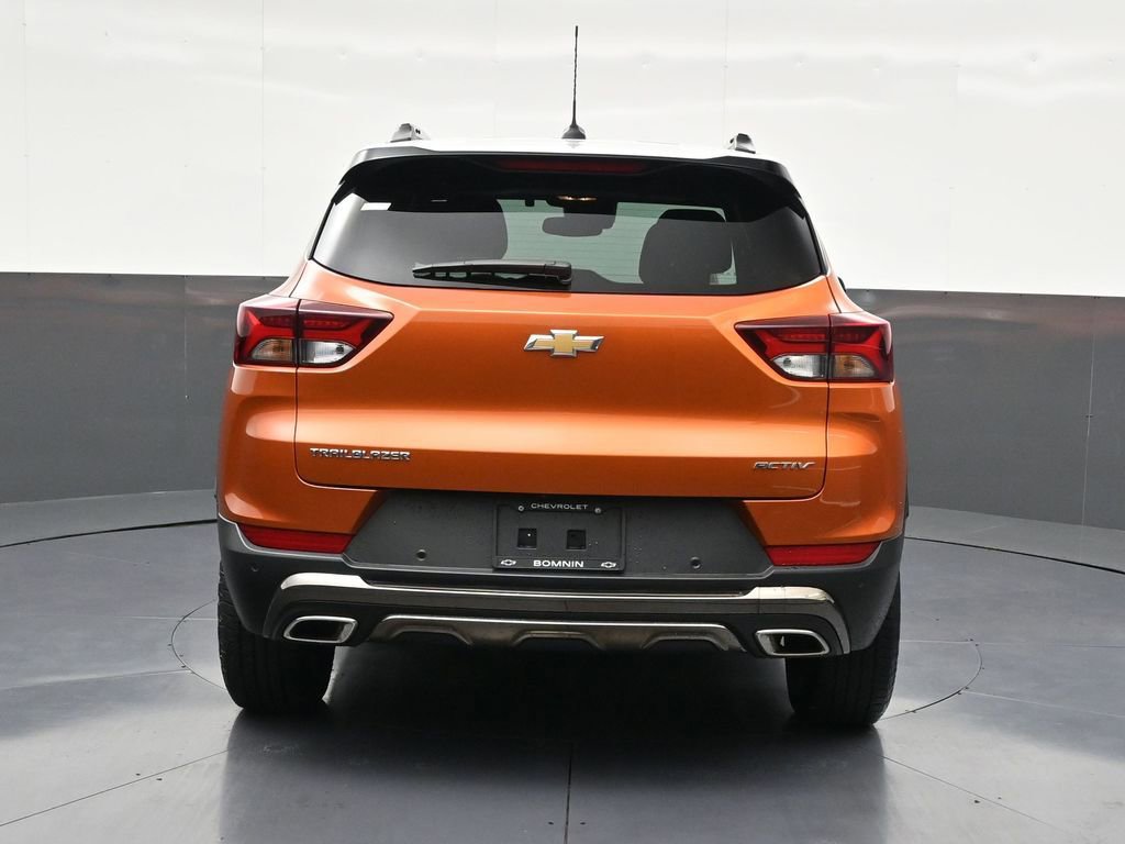 Used 2023 Chevrolet TrailBlazer ACTIV w/ Sun and Liftgate Package image 4