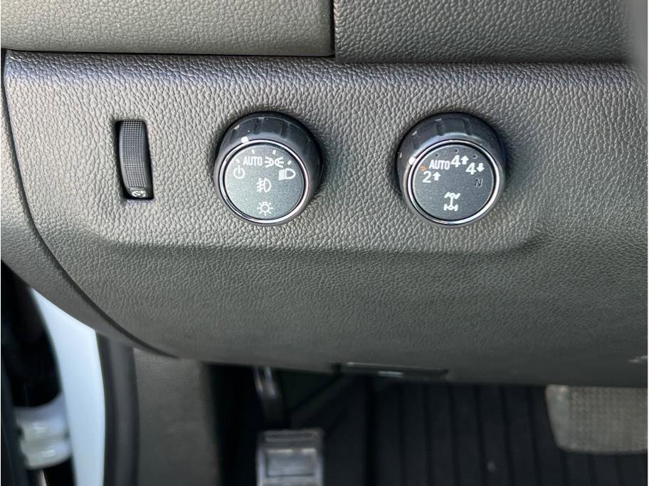 Used 2022 GMC Canyon AT4 w/ Trailering Package image 16