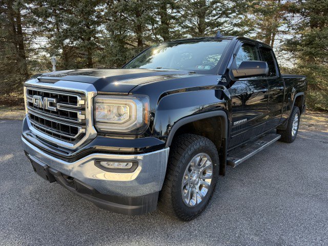Used 2017 GMC Sierra 1500 SLE w/ SLE Value Package image 2