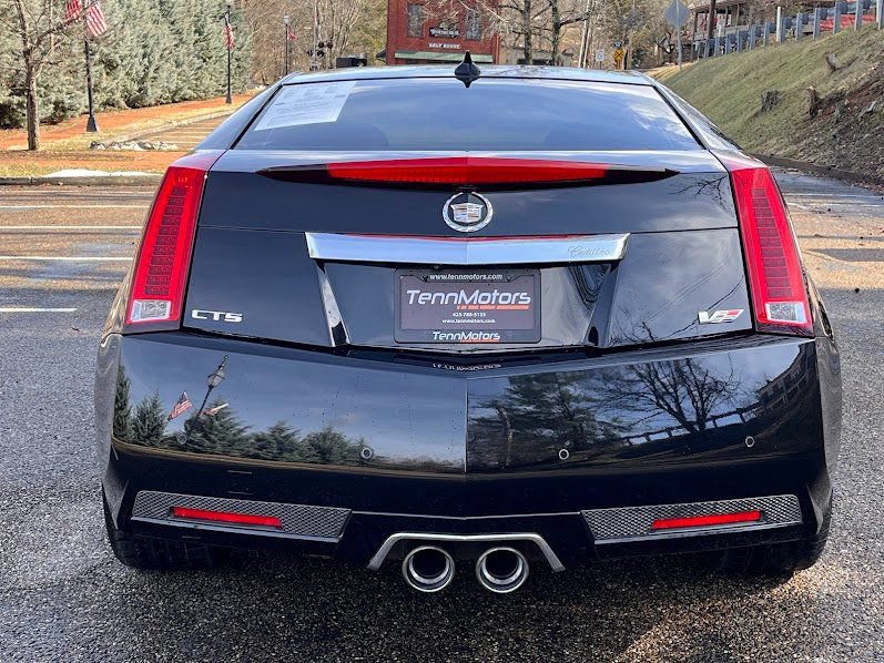 Used 2011 Cadillac CTS V RWD image 23