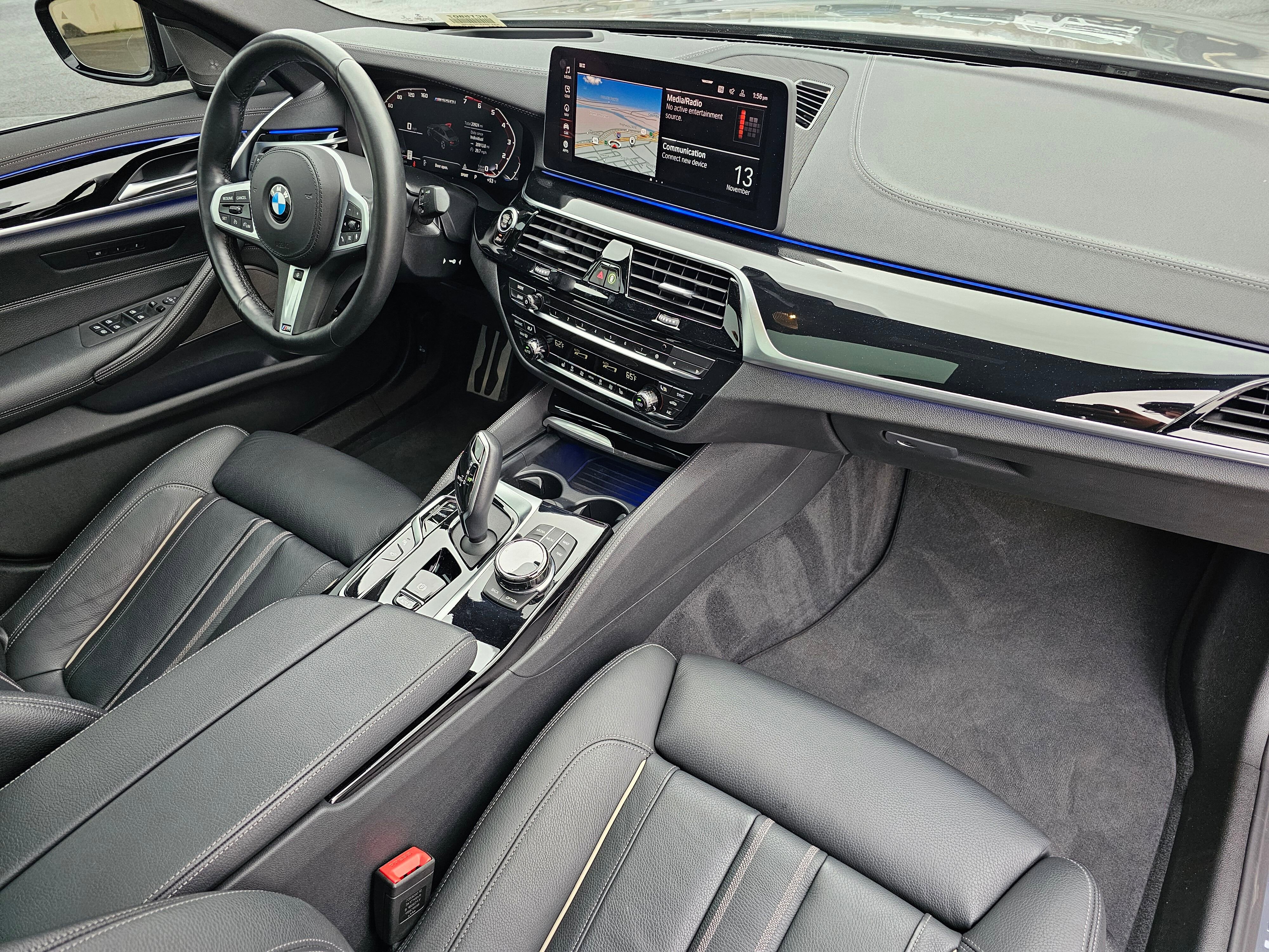 Certified 2022 BMW M550i xDrive w/ Executive Package image 16