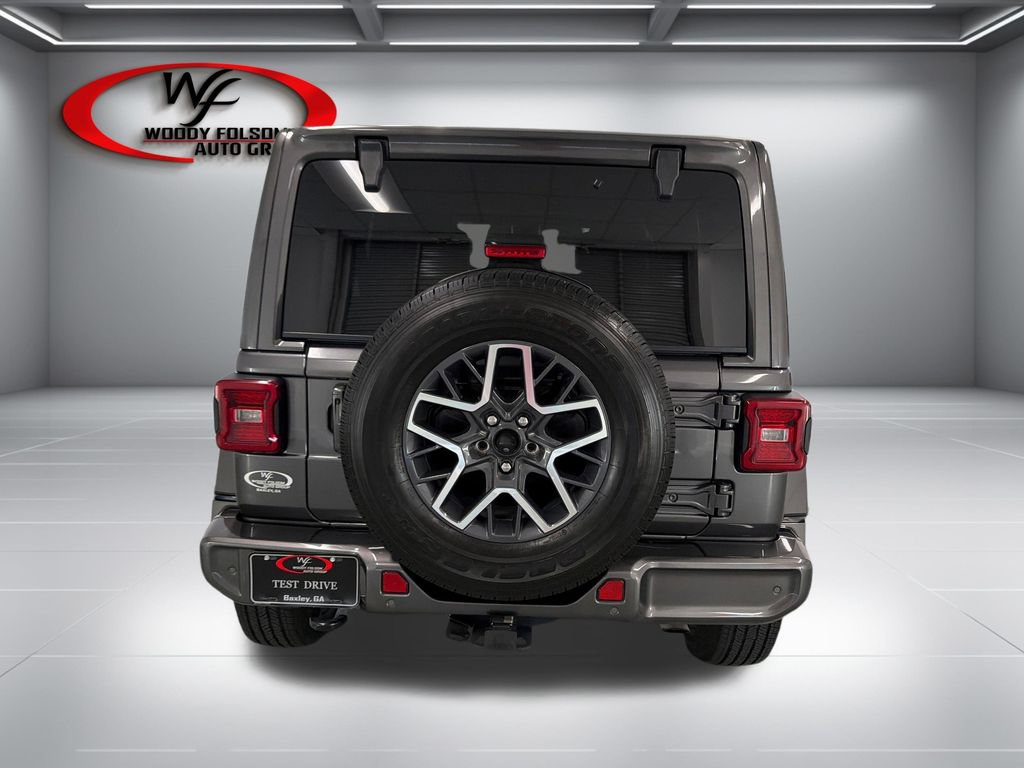 Used 2021 Jeep Wrangler Unlimited Sahara AWD/4WD image 7