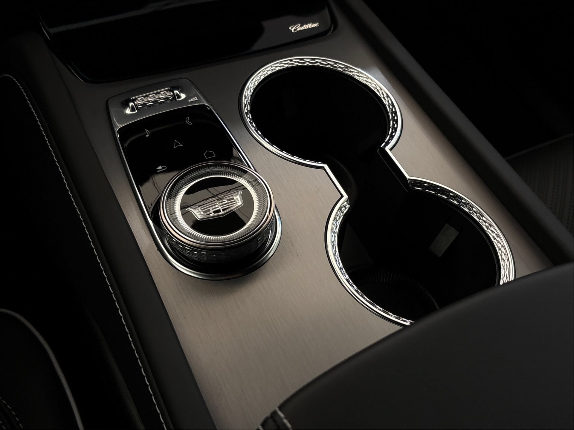 New 2026 Cadillac Vistiq Premium Luxury AWD/4WD image 27