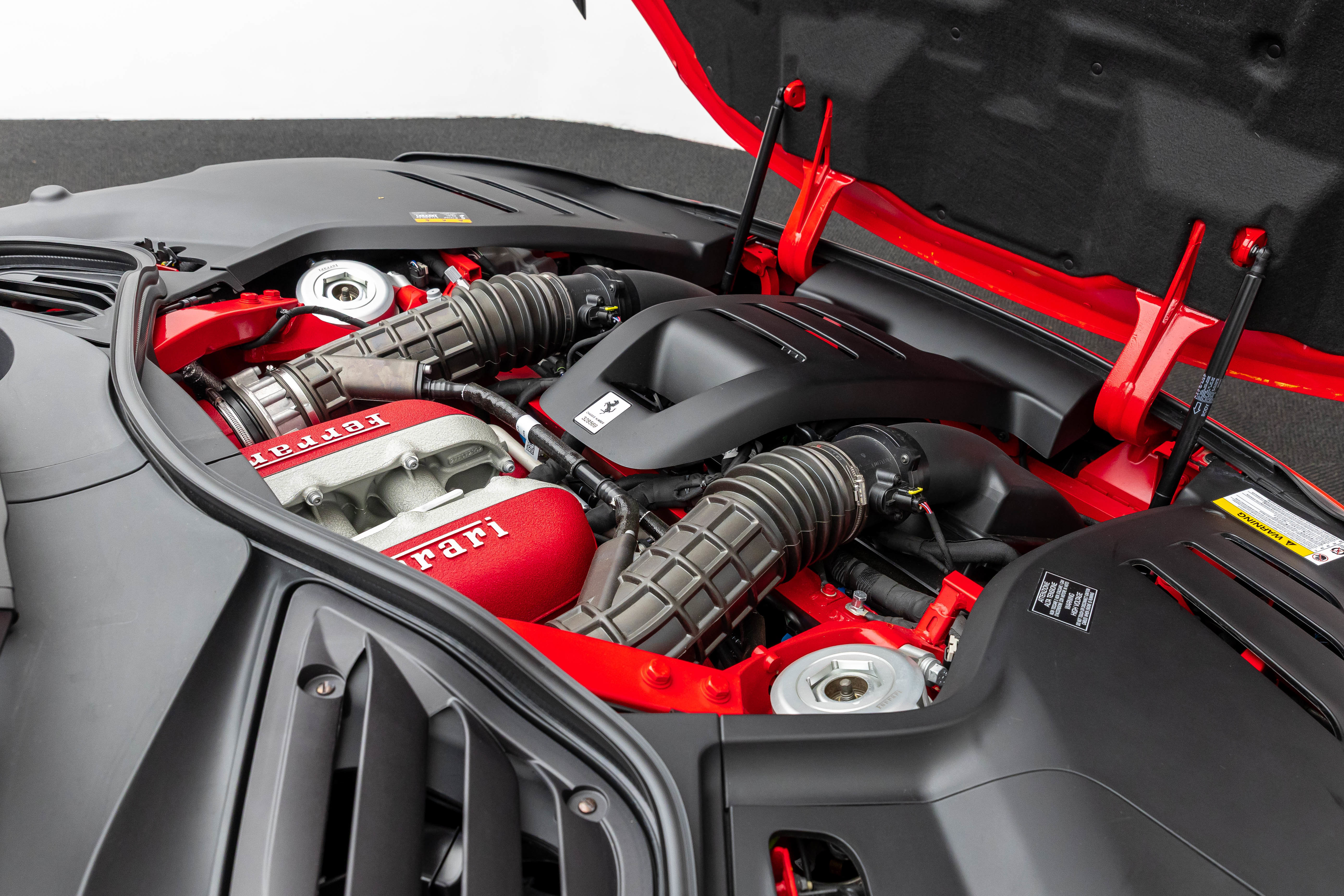 Used 2026 Ferrari Purosangue AWD/4WD image 40