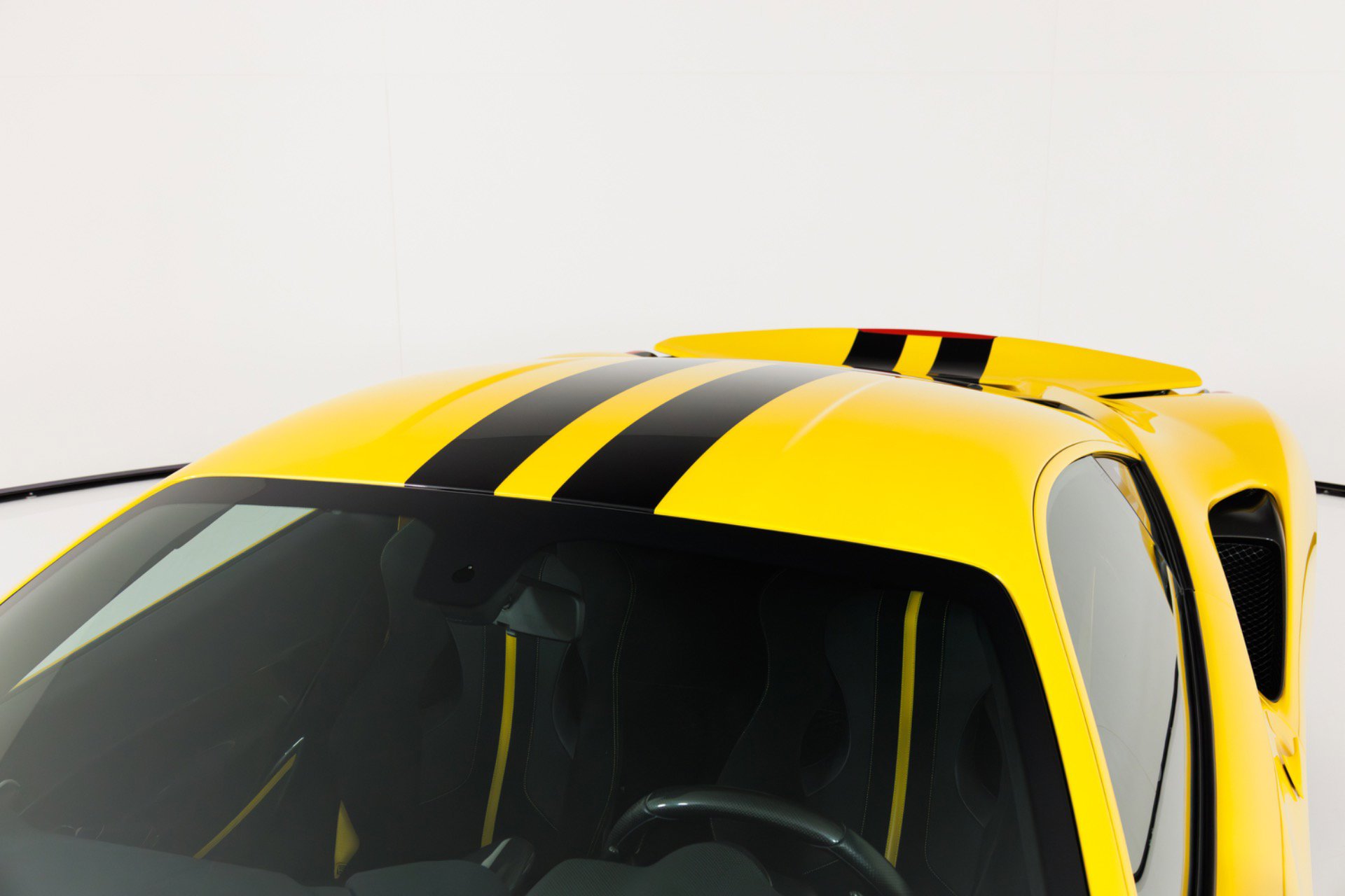 Used 2020 Ferrari 488 Pista image 61