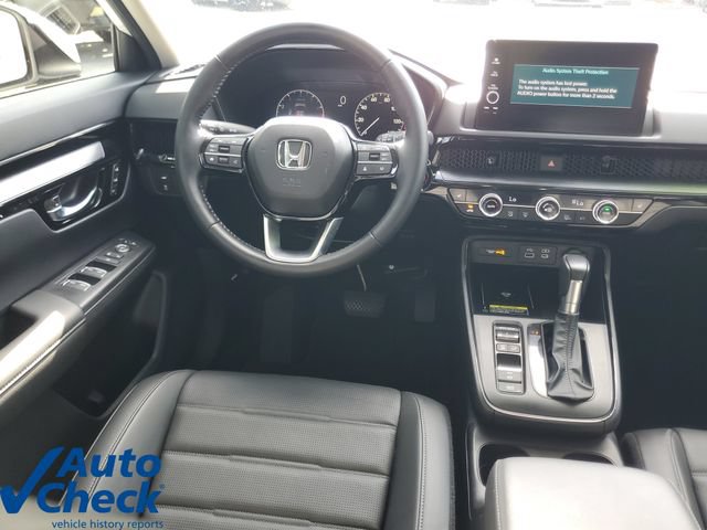 Used 2025 Honda CR-V EX-L image 16