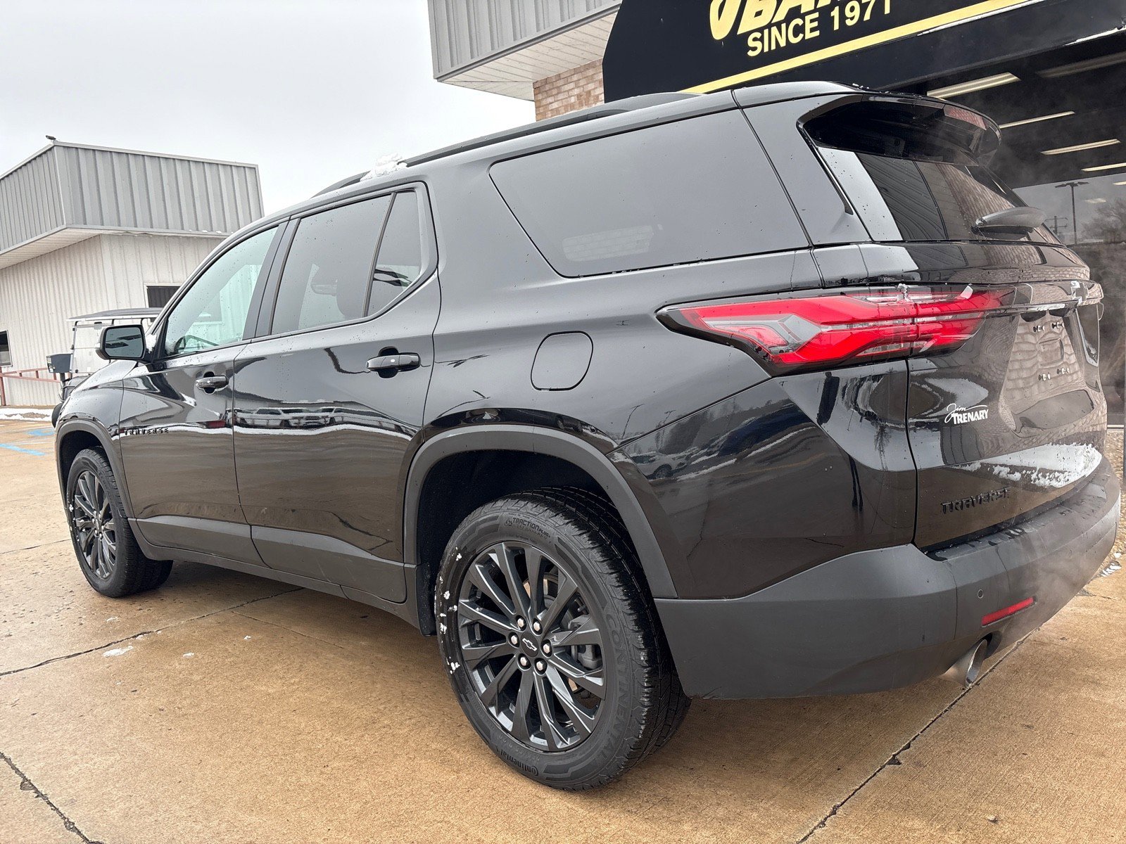 Used 2023 Chevrolet Traverse RS image 11