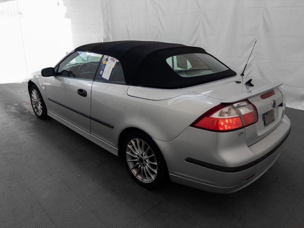 Used 2005 Saab 9-3 Arc image 4