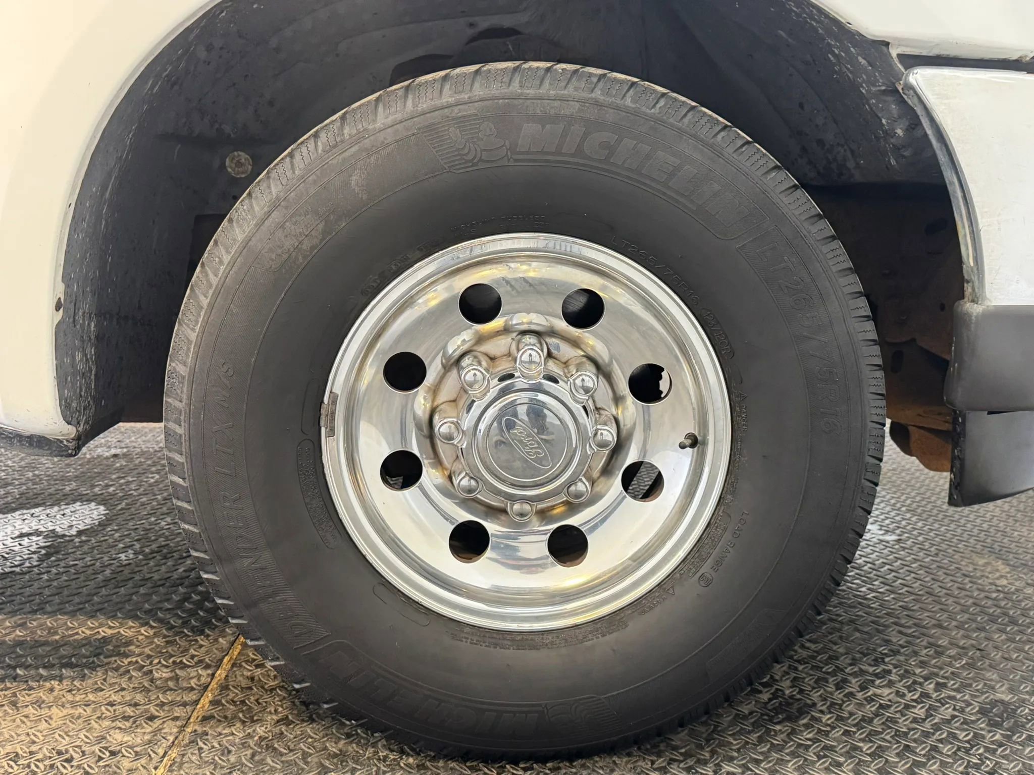 Used 2001 Ford F350 2WD Regular Cab Super Duty image 26